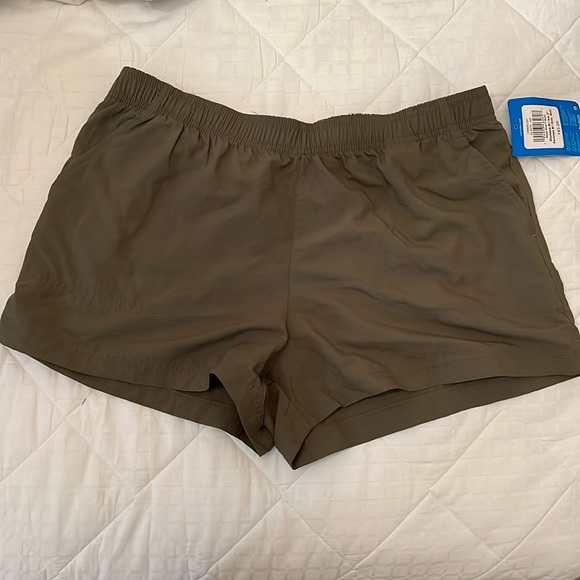 Columbia Sportswear Sandy River Shorts, Stone Green, Women’s Medium - Picture 2 of 6